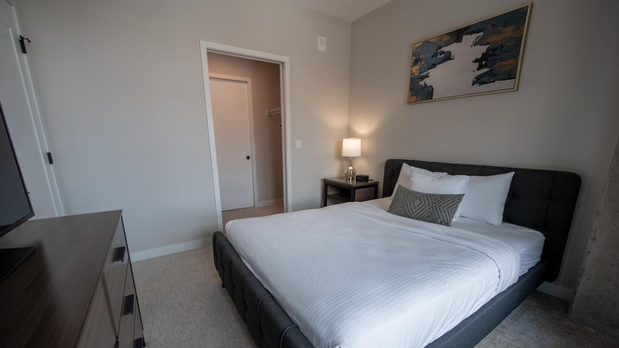 One Bedroom Suite,1646962005:JPEG
